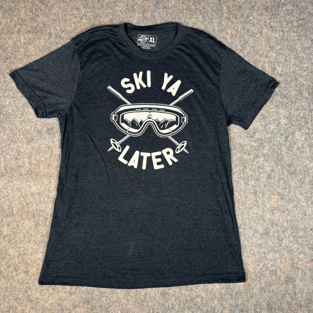 Crazy Dog Ski Ya Later T-Shirt Mens XL Charcoal Gray Graphic Tee Skiing Snow